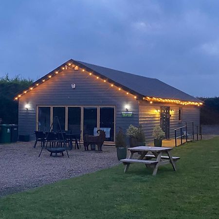 King Richard'S Luxury Lodge - Sleeps Up To 8 ,Dog Friendly ,Near Sherwood Forest At Fairview Farm In Nottingham Set In 88 Acres And Great For Groups,Family Gatherings,Corporate Events Exterior foto